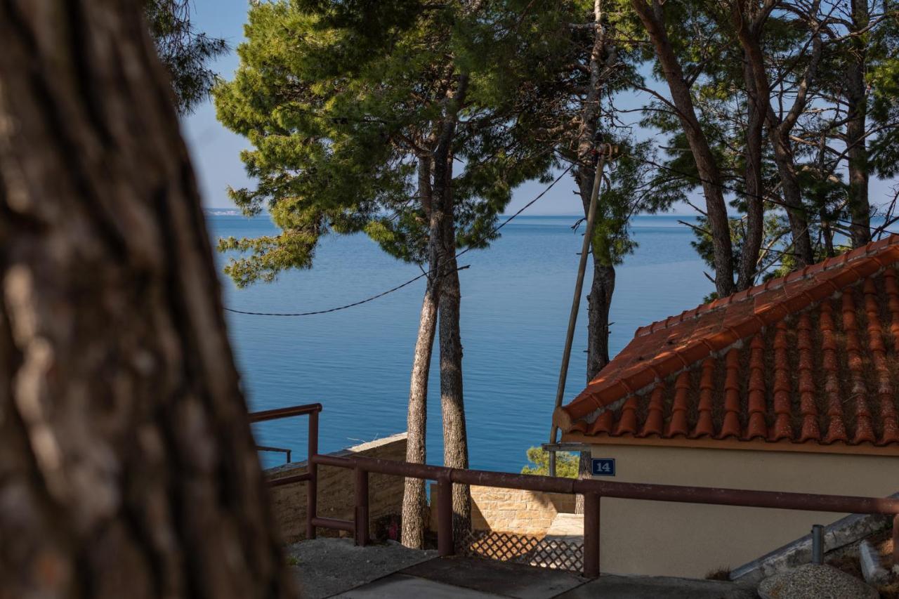 Urban Edge - Beach Apartments Omis Exterior photo