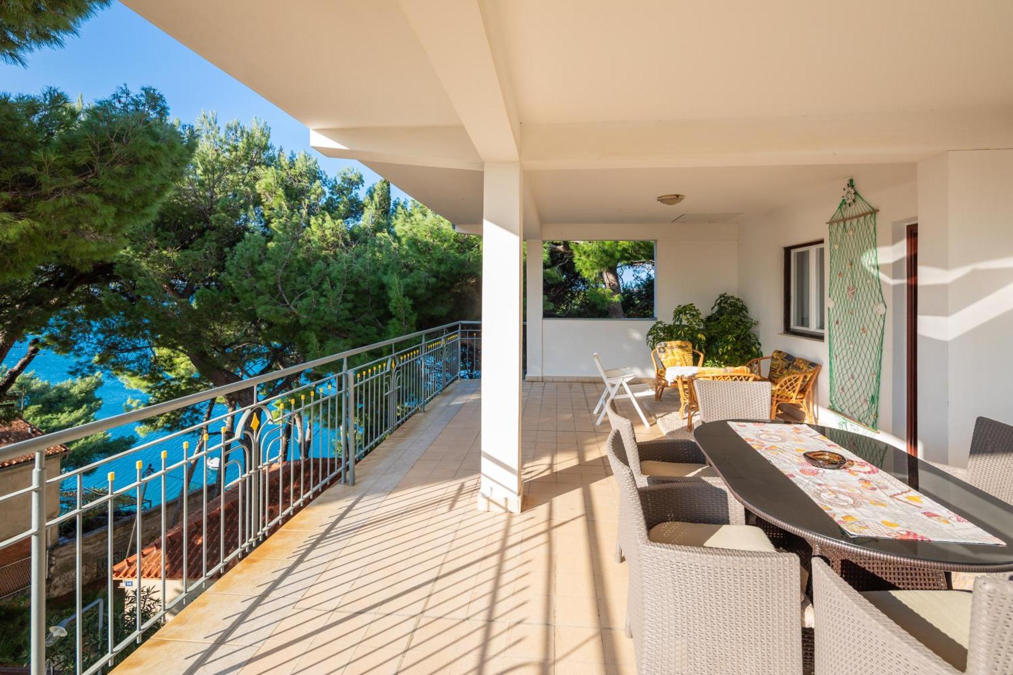Urban Edge - Beach Apartments Omis Exterior photo