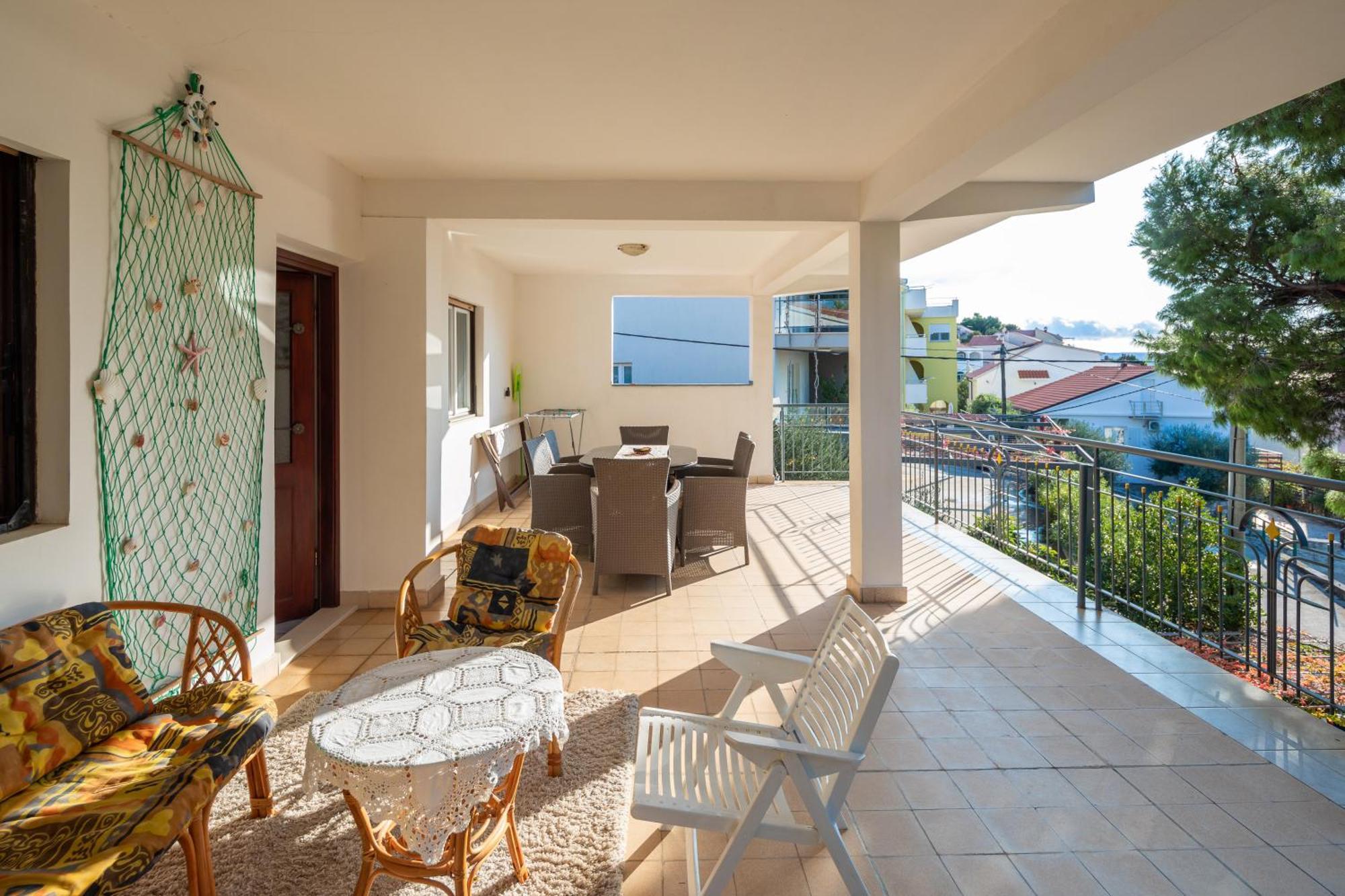 Urban Edge - Beach Apartments Omis Exterior photo